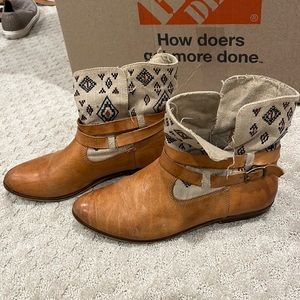 Leather/Fabric Booties